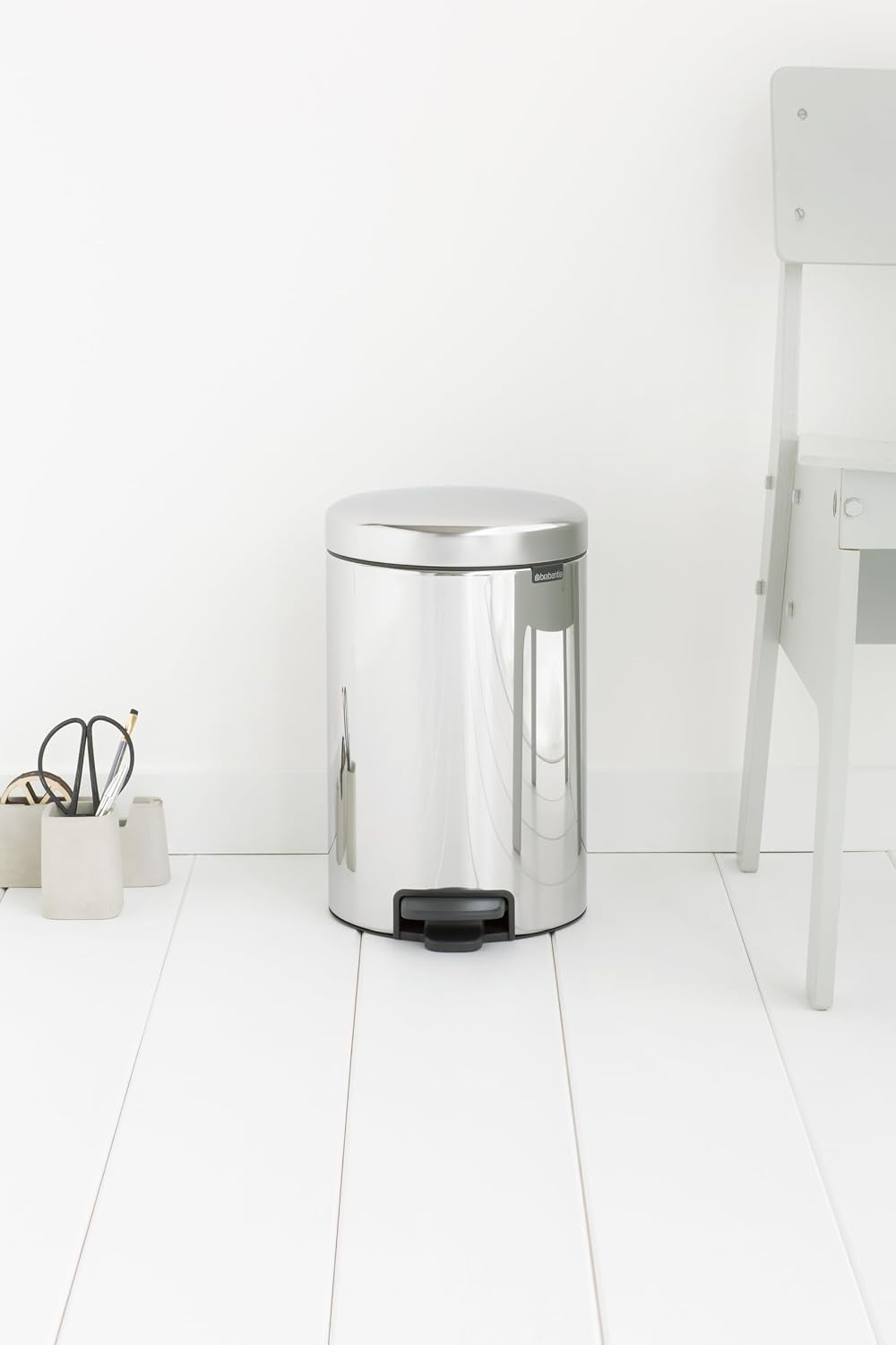 Brabantia NewIcon Pedal Bin 12L Brilliant Steel with Removable Plastic Inner Bucket, Soft-Close Lid