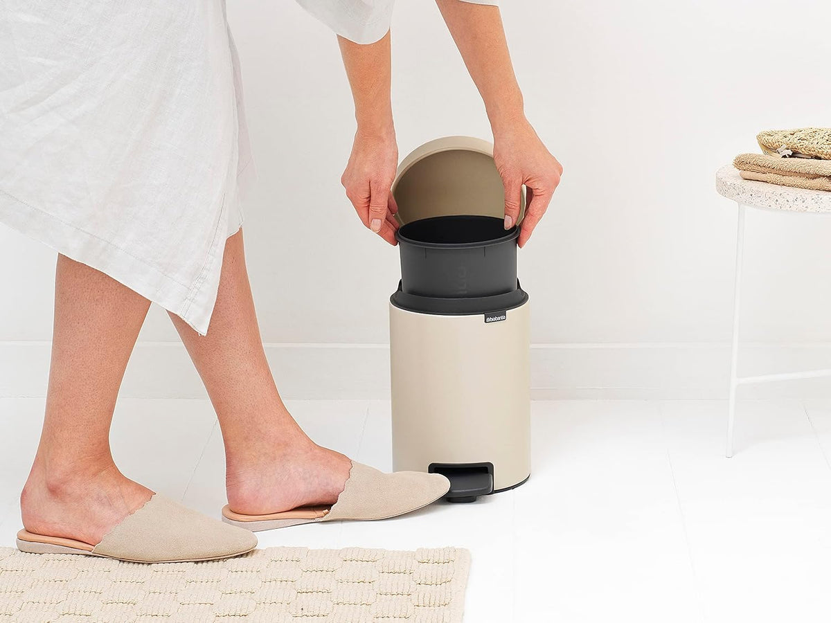 Small Soft-Close Pedal Bin 3L – Odour-Resistant Bathroom Waste